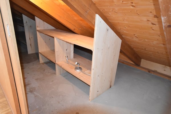 Charmante 4.5-Zimmer-Dachwohnung Heggidorn – Ruhige Lage mit herrlichem Ausblick 18