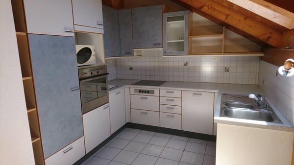 Charmante 4.5-Zimmer-Dachwohnung Heggidorn – Ruhige Lage mit herrlichem Ausblick 36