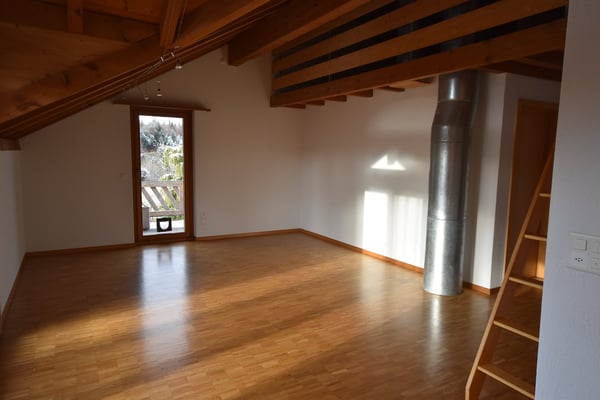 Charmante 4.5-Zimmer-Dachwohnung Heggidorn – Ruhige Lage mit herrlichem Ausblick 20