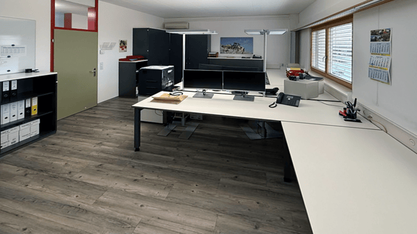 zu vermieten Büroraum mit einer Fläche von 45m2 2