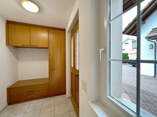 5.5 Zimmer - Einfamilienhaus an ruhiger sonniger Lage 6