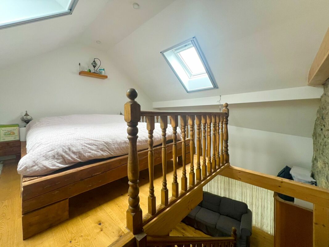 Bijou mit ausgebauter und fertiggestellter Wohnung