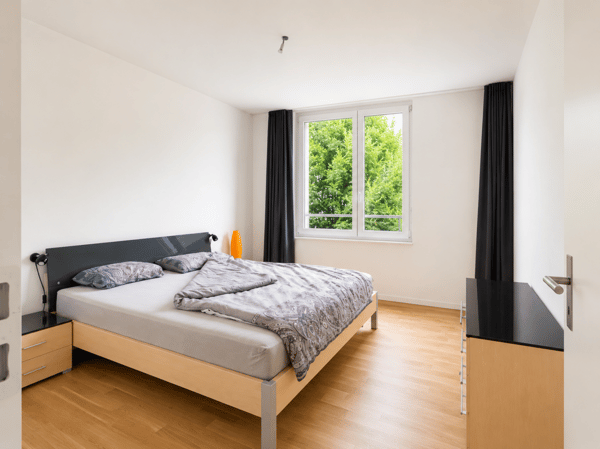zu vermieten exklusive 3.5 Zimmer-Wohnung 5