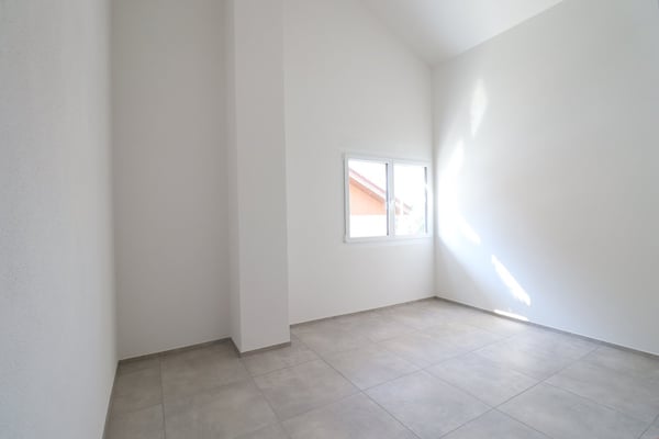 Neuwertige 1.5-Zimmer Wohnung 5