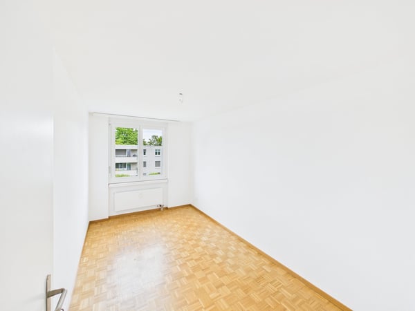Ruhige 4.5-Zimmer-Wohnung mit Balkon in Arbon 12