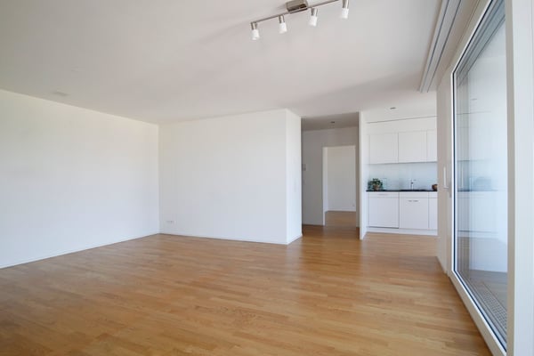 Moderne 3.5-Zimmer-Wohnung mit Loggia im Herzen von Wil 3