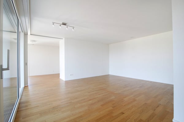Moderne 3.5-Zimmer-Wohnung mit Loggia im Herzen von Wil 4