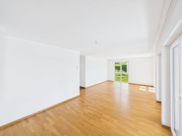 Helle 4.5-Zimmer-Wohnung mit Balkon in Eggersriet – sofort verfügbar! 3