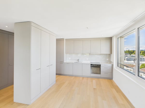 Moderne 2.5-Zimmer-Wohnung mit Balkon in Uzwil