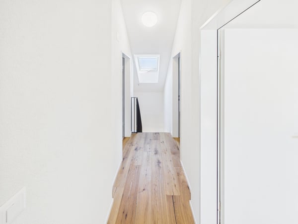 Totalsanierte 5.5-Zimmer Dachwohnung mit Balkon in Winterthur 9