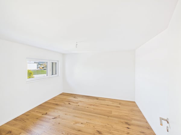 Totalsanierte 5.5-Zimmer Dachwohnung mit Balkon in Winterthur 13