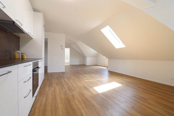 Charmante 3.5-Zimmer-Dachwohnung mit Balkon in Matzingen