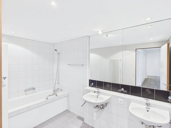 Charmante 4.5-Zimmer-Altbauwohnung mit Balkon im Herzen von St. Gallen 10