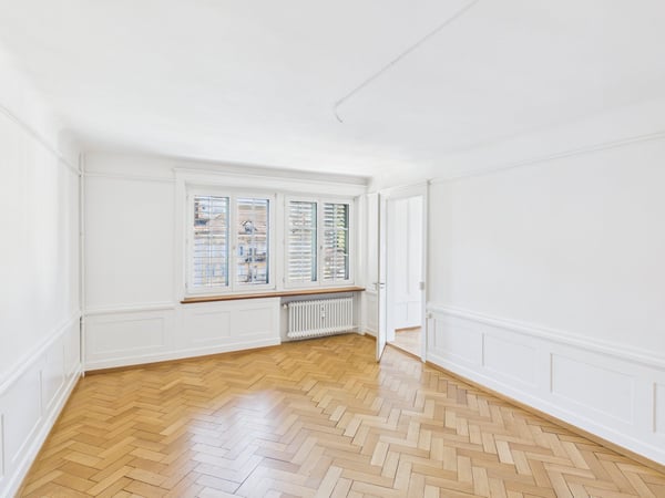 Charmante 4.5-Zimmer-Altbauwohnung mit Balkon im Herzen von St. Gallen 3