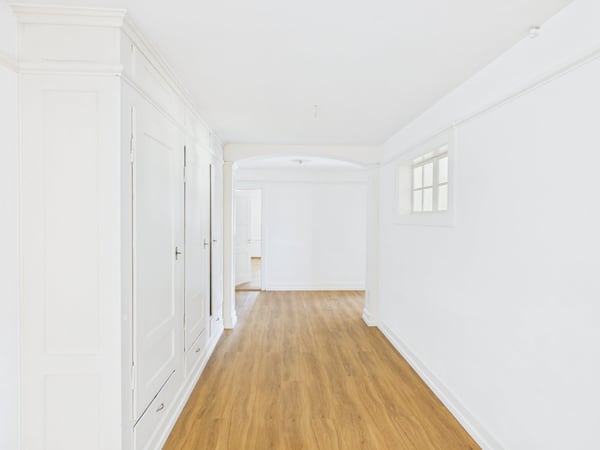 Charmante 4.5-Zimmer-Altbauwohnung mit Balkon im Herzen von St. Gallen 9