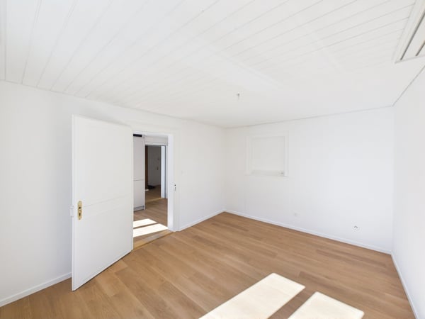 Renovierte 3.5-Zimmer-Altbauwohnung an der Sankt Jakob-Strasse 2