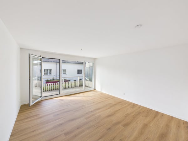 Renovierte 4.5-Zimmer-Wohnung mit Balkon und schöner Aussicht 2