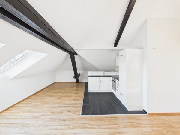 Charmante 1.5-Zimmer-Dachwohnung im Herzen von St. Gallen 7