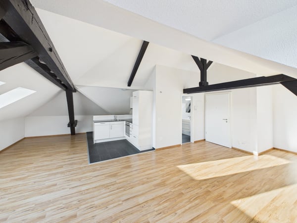 Charmante 1.5-Zimmer-Dachwohnung im Herzen von St. Gallen 12