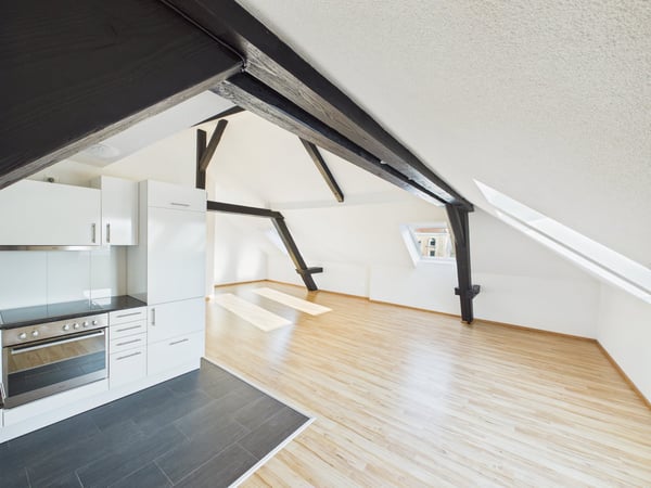 Charmante 1.5-Zimmer-Dachwohnung im Herzen von St. Gallen 10