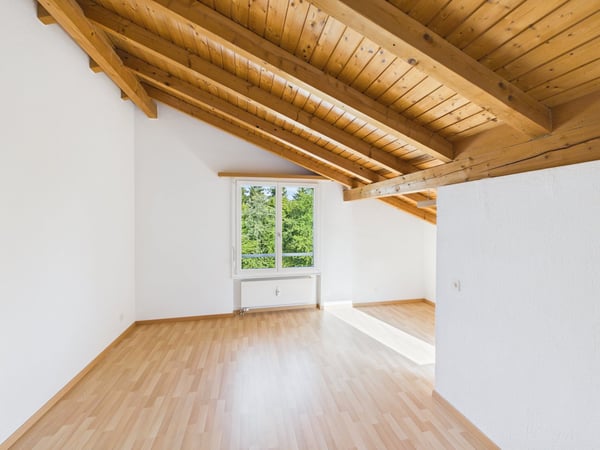 Grosszügige 6-Zimmer-Dachwohnung an ruhiger Lage in Uzwil 5