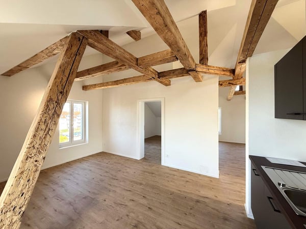 Charmante 3.5-Zimmer-Dachwohnung in Goldach 2