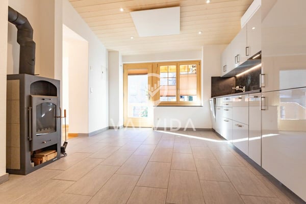 Exklusiv: Komplett renoviertes Haus mit zwei Wohnungen in der Gemeinde Varen 8