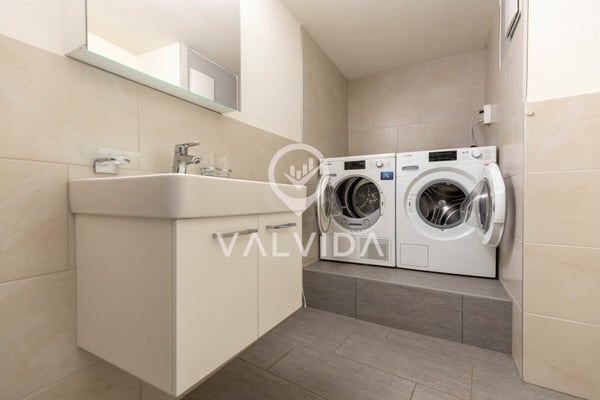 Exklusiv: Komplett renoviertes Haus mit zwei Wohnungen in der Gemeinde Varen 7