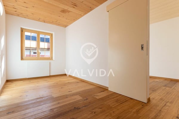 Exklusiv: Komplett renoviertes Haus mit zwei Wohnungen in der Gemeinde Varen 9