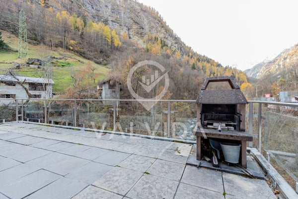Vielseitige Immobilie mit Ausbaupotenzial in ruhiger Lage von Kalpetran 12