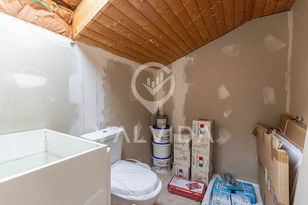 Vielseitige Immobilie mit Ausbaupotenzial in ruhiger Lage von Kalpetran 20