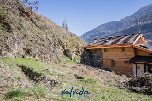4.5-Zimmer Neubau EFH an sonniger und ruhiger Lage in Getwing (Gampel-Bratsch) 2