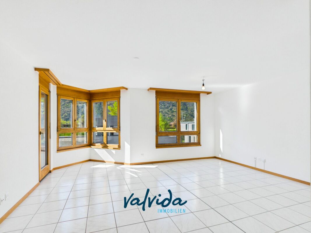Attractive 4.5-room apartment in Raron - sunny, quiet, central, with garage