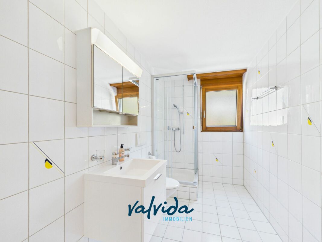 Attractive 4.5-room apartment in Raron - sunny, quiet, central, with garage