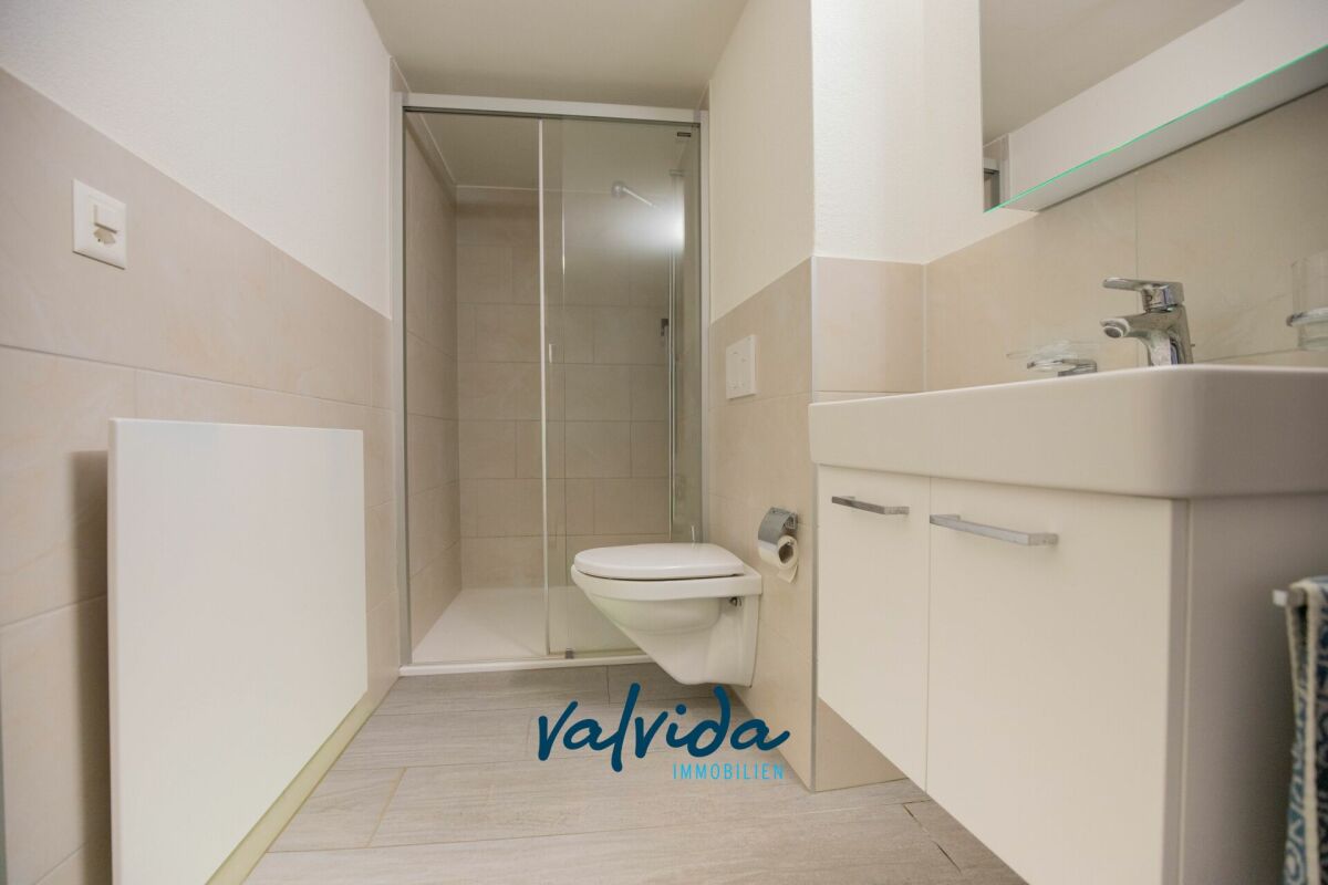 Moderne 3.5-Zimmerwohnung in Varen zu vermieten