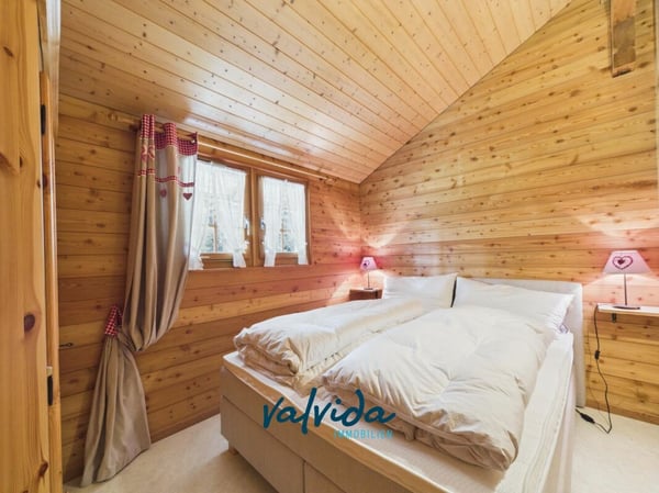 Charmantes Maiensäss an traumhafter Aussichtslage auf Chäserstatt (Gemeinde Ernen) 6