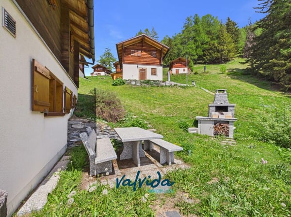 Charmantes Maiensäss an traumhafter Aussichtslage auf Chäserstatt (Gemeinde Ernen) 7