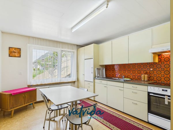Sonnige Wohnlage mit spektakulärer Aussicht - Einfamilienhaus in Hohtenn 5