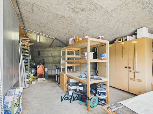 Grosszügige 3.5-Zimmer-Dachwohnung im Herzen von Unterbäch 12