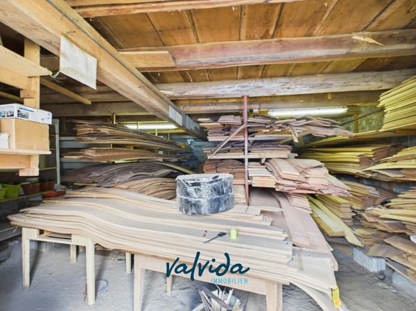 Grosszügige 3.5-Zimmer-Dachwohnung im Herzen von Unterbäch 11