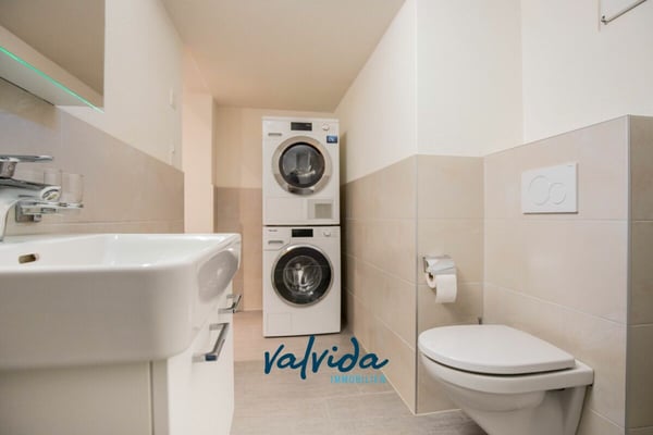 Moderne 2.5-Zimmerwohnung in Varen zu vermieten 4