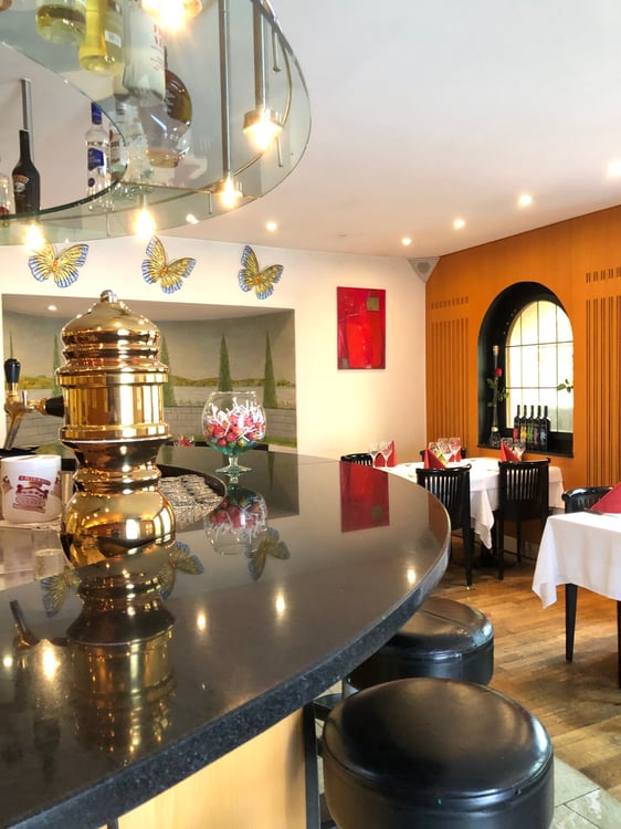 «my home is my castle» 3.5-Zimmer Wohnung inkl. Restaurant 14