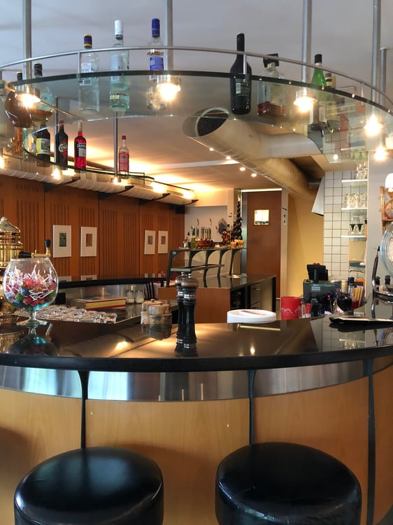 «my home is my castle» 3.5-Zimmer Wohnung inkl. Restaurant 11