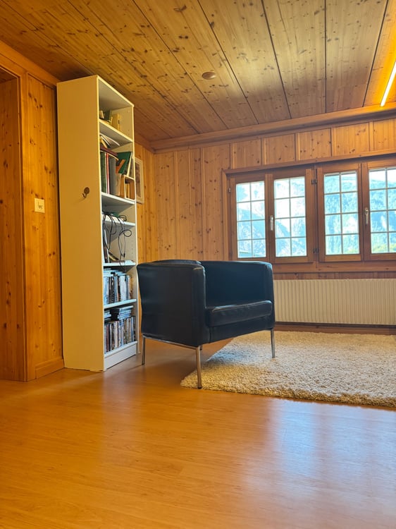 Ankommen, wohlfühlen – Haushälfte mit Baulandreserve in Hofstetten bei Brienz 14