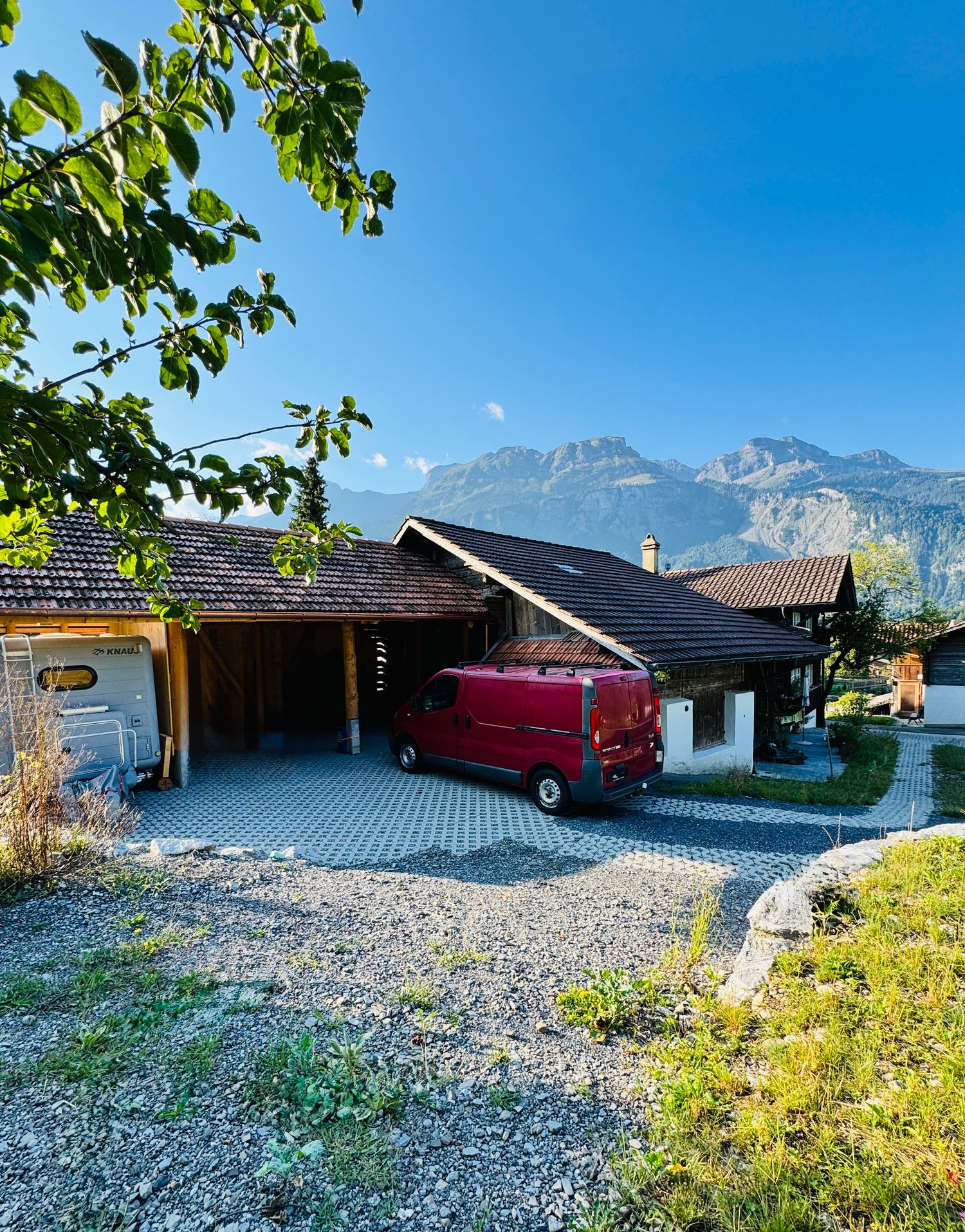 Immobilie in Hofstetten B. Brienz - Ankommen, wohlfühlen – Haushälfte mit Baulandreserve in Hofstetten bei Brienz - Bild 4