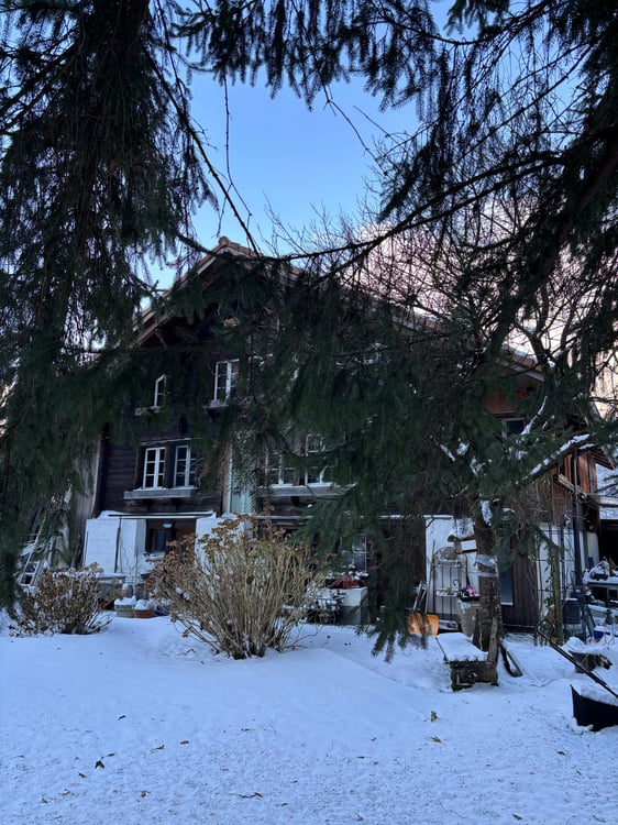 EINFAMILIENHAUS mit viel Umschwung. 1