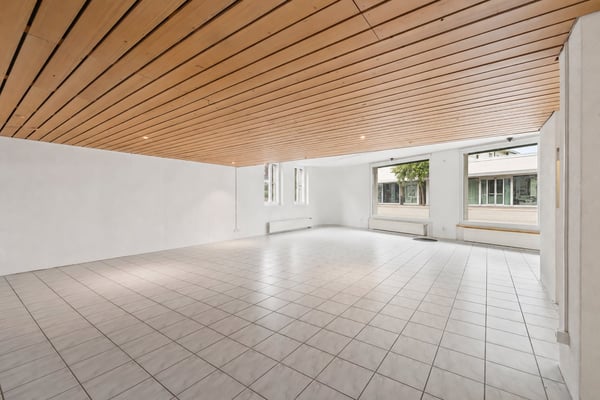 Eine grosszügig geschnittene Gewerbefläche - nahe dem Bahnhof in Herzogenbuchsee wartet auf Sie. 1