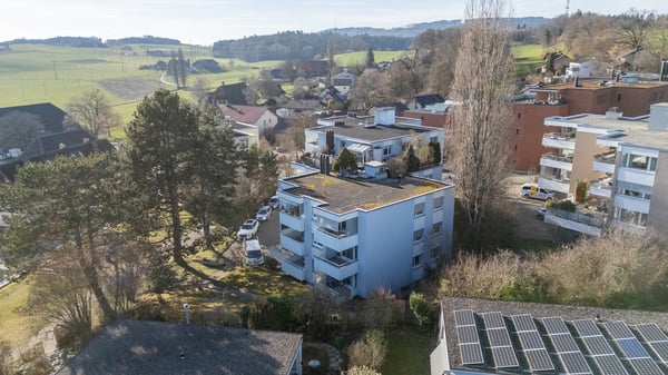 Einzigartige 3.5-Zimmerwohnung mit Aussenparkplatz 21