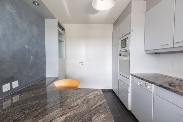 Einzigartige 3.5-Zimmerwohnung mit Aussenparkplatz 11