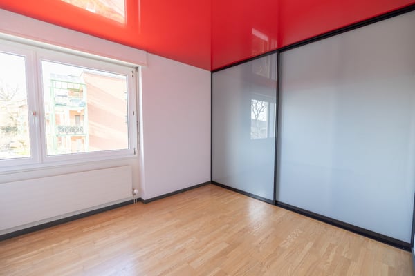 Einzigartige 3.5-Zimmerwohnung mit Aussenparkplatz 9